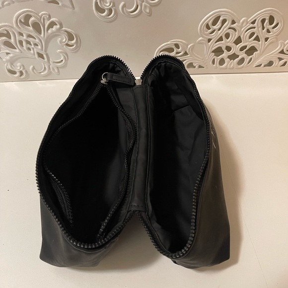 Christian Dior Beauty Cosmetic Makeup Black Dual Pouch Zip Bag Travel - Picture 6 of 13